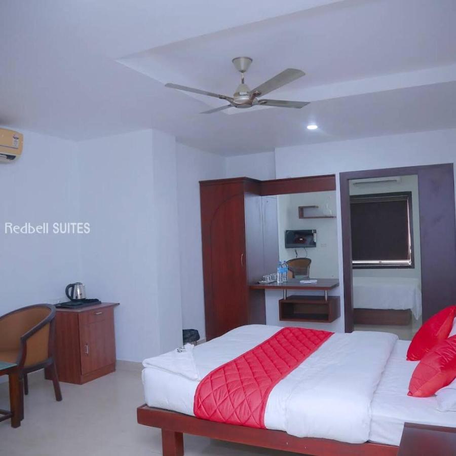 Redbell Suites Malapuram マラプラム エクステリア 写真