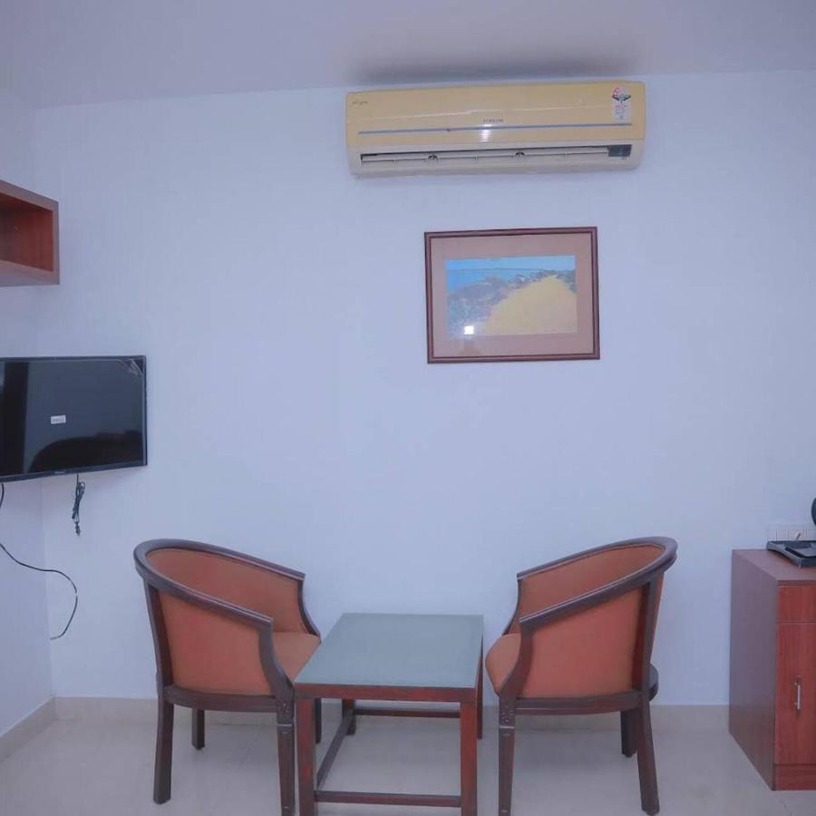 Redbell Suites Malapuram マラプラム エクステリア 写真
